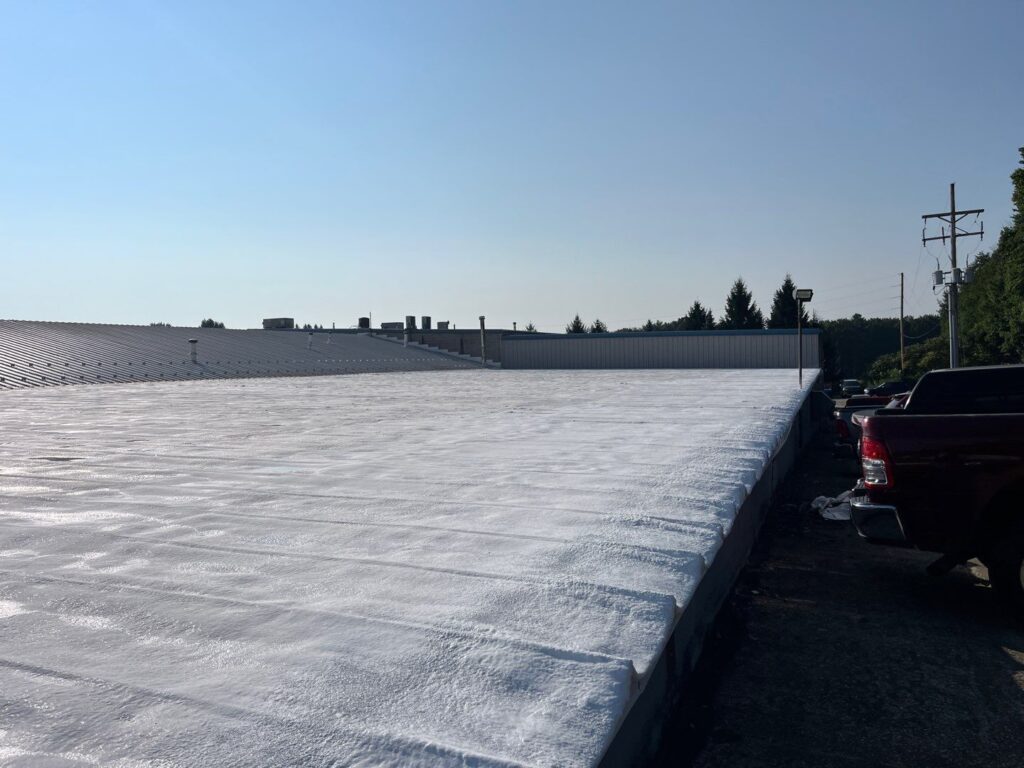 7efb20b7-8a06-41e4-a364-ce1cc7a2c210 Commercial roof installed by Bauer